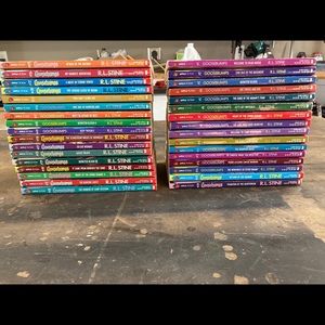 Large set of Goosebumps books